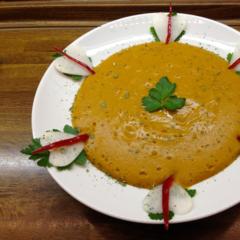 Orange - omena - persilja - keitto