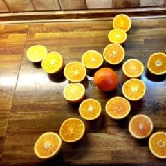 Asia, josta pidän eniten talvisin ovat ... appelsiinit. :)